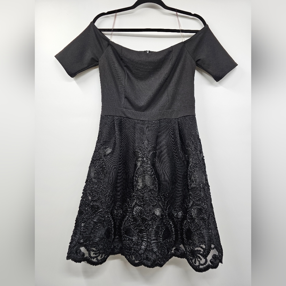 Francesca’s Off The Shoulder ' LBD ' Black Party Dress Size Large